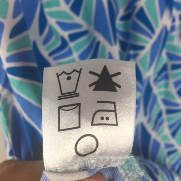 Escapada | Blue Patterned Mosaic Crossover Vacation Tunic - Picture 6 of 6